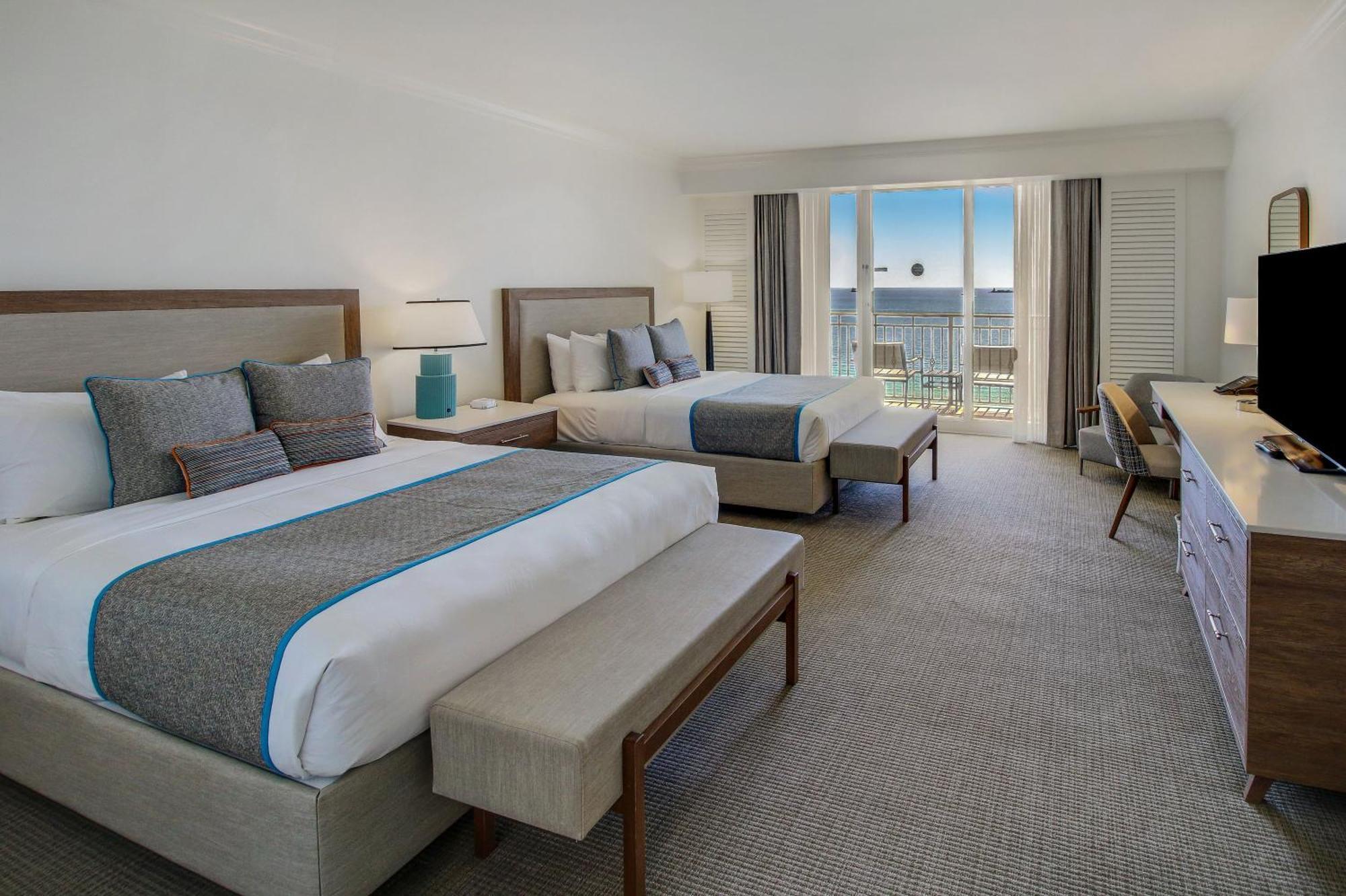 Queen Studio Oceanfront View