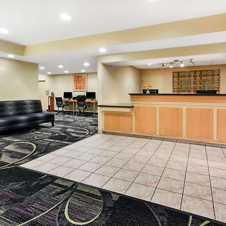 La Quinta By Wyndham Fort Lauderdale Pompano Beach-2